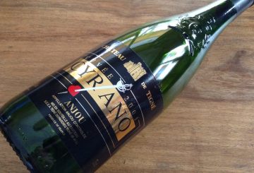 Chateau de Tigné Cyrano Cuvée 2001