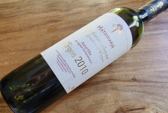 Hatzidakis Santorini Assyrtiko de Vignes Centenaires à Pyrgos 2010